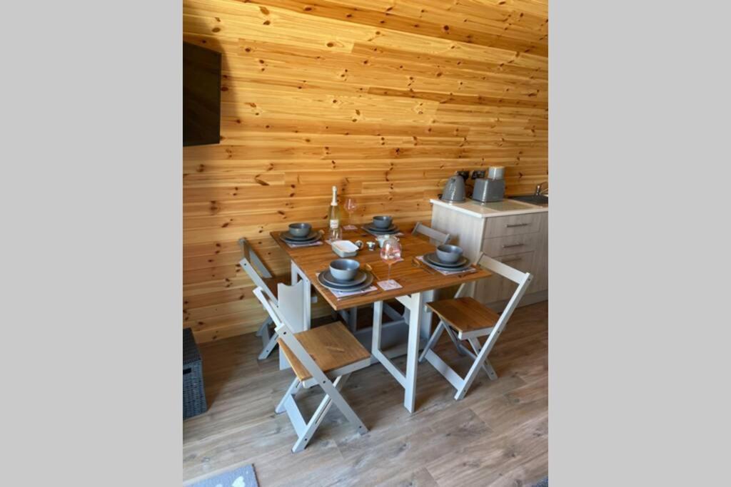 Allt Yelkie Pod Ceithir, Earlish Bagian luar foto